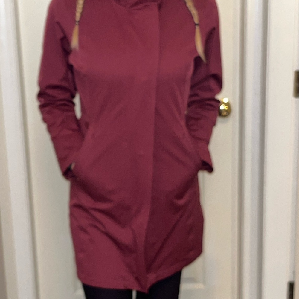 Patagonia Women's Tres 3-in-1 Inner Down Parka - Style 28407.